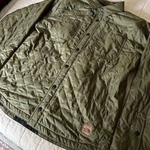 Mens North face reversible jacket